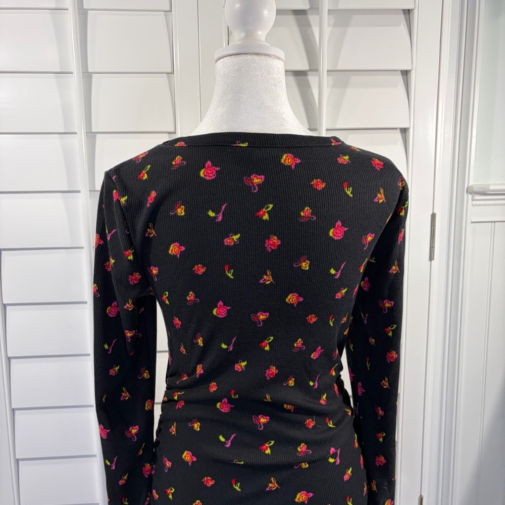 Abound Nordstrom Foral Ribbed Dress with ruched sides - Picture 4 of 9